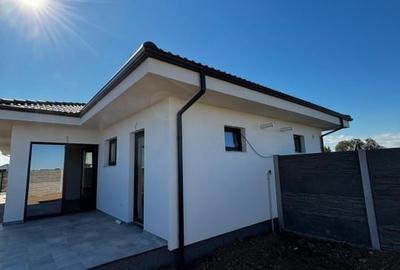 De vanzare 1/2 duplex in Mosnita Noua De vanzare 1/2 duplex in Mosnita Noua - 14