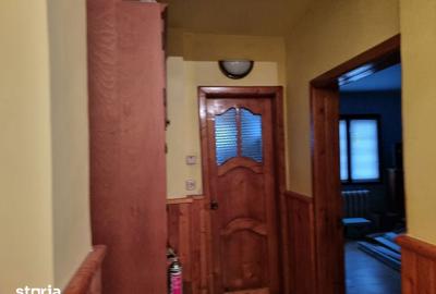 Apartament cu 4 camere decomandat în Micro 3 - 9