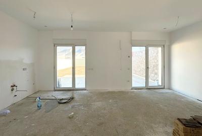 Casă individuală cu 4 camere cu Canalizare în Sânpetru - 9