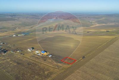 Teren Construcții intravilan de 600 mp, în Vânători - 1