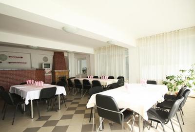 Hotel/Pensiune, de 18 mp, în Bușteni - 3