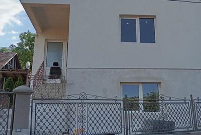 Casă cu 4 camere în Suceagu - 2