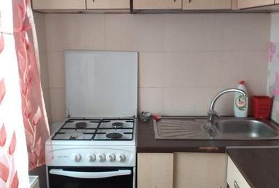 Garsonieră decomandată în 13 Septembrie