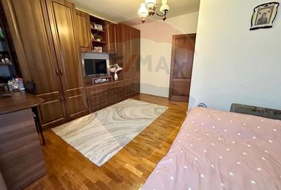 Casă cu 4 camere cu Teren 589 Mp în Sântandrei - 9