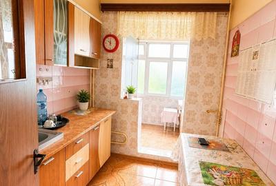 Apartament cu 3 camere decomandat, mobilat în Titan - 2