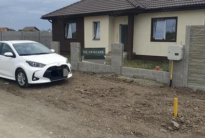 Casă cu 4 camere cu Teren 532 Mp în Remetea Mare - 10