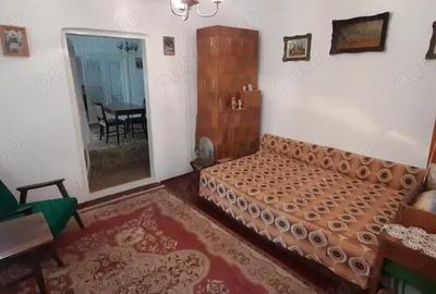 Casă cu 6 camere în Tecuci - 8