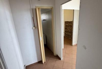 Spațiu comercial, de 50 mp, în Central