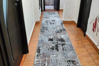 Apartament cu 3 camere decomandat în Vest - 1