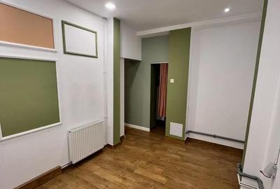 Spațiu comercial, de 85 mp, în Central - 1