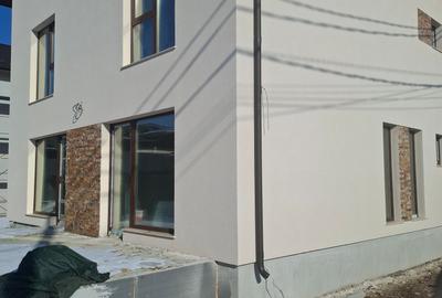 Casă individuală cu 4 camere cu Canalizare în Bragadiru