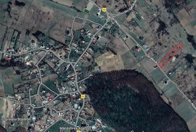 Teren de 2700 mp, în Curtești - 1