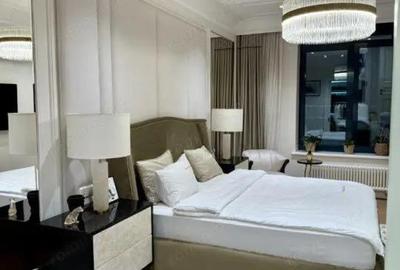 Garsonieră în Titan