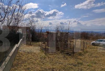 Teren de 500 mp, în Central - 2