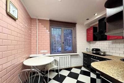 Apartament cu 2 camere decomandat în Apărătorii Patriei - 6