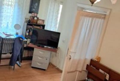 Vand casă cu  3 camere in zona tabacarie - 7