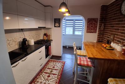 Apartament cu 2 camere decomandat, mobilat în Canta - 5