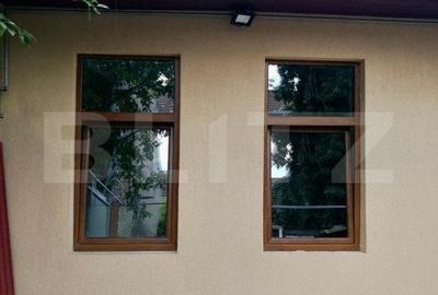 Casa 2 camere curte comuna cu acces separat zona centrala - 2