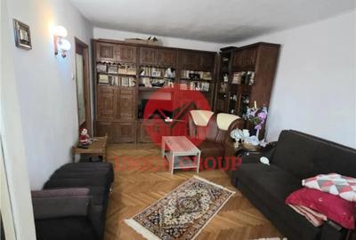 Apartament cu 3 camere decomandat în Casa de Cultură - 15