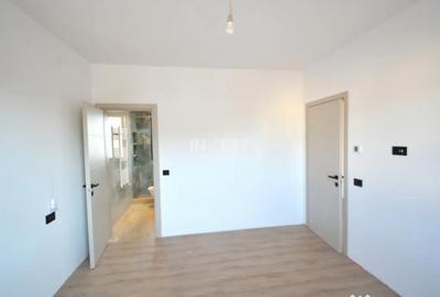 Casă cu 4 camere cu Canalizare în Central - 7