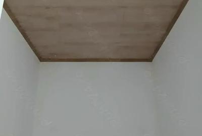 Casă cu 3 camere cu Teren 400 Mp în Domnești - 1