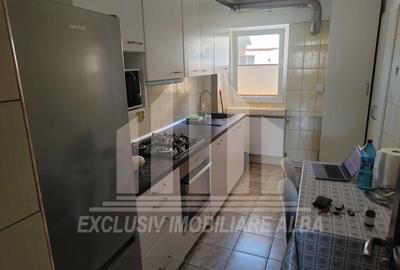 Apartament cu 4 camere decomandat, mobilat în Cetate - 2