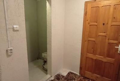 Vând Garsonieră zona Ampoi1, parter. - 4