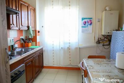 Apartament cu 4 camere semidecomandat în Central - 4
