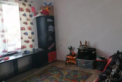 Casă cu 4 camere în Central - 10