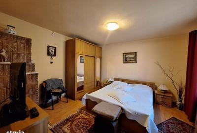 Casă cu 4 camere cu Teren 1000 Mp în Pasărea