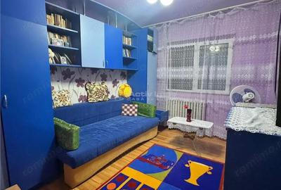 Apartament cu 3 camere decomandat în Gojdu - 2