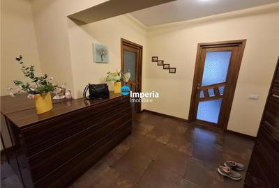 Apartament cu 3 camere decomandat în Podu Roș - 12