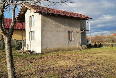 Casă cu 3 camere cu Teren 750 Mp în Dudeștii Noi - 2