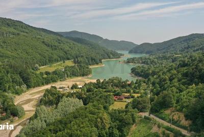 Teren de 3372 mp, în Valea Doftanei - 3