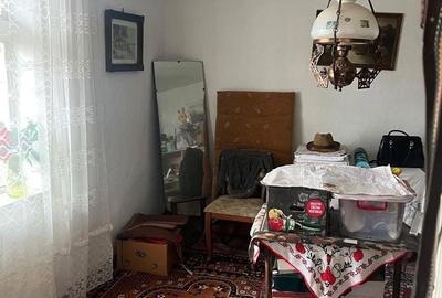Casă cu 3 camere cu Teren 5000 Mp în Central - 7