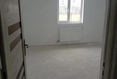 Casă cu 3 camere cu Teren 500 Mp în Pecineaga - 4
