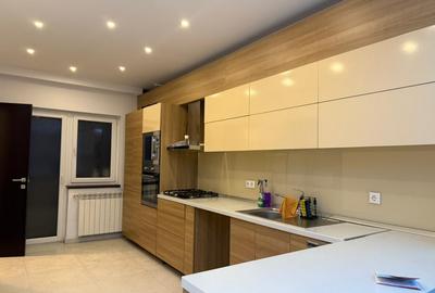 Apartament cu 3 camere semidecomandat, mobilat în Unirii - 7