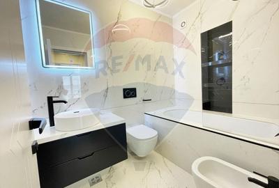 Inchiriere penthouse superfinisat cu 3 camere in zona Centrala - 17