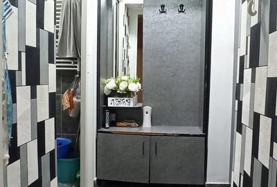 Apartament cu 2 camere de vanzare - Zona Micro 14 - 13