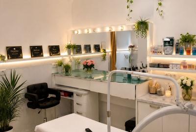 Spațiu comercial, de 100 mp, în Central - 9