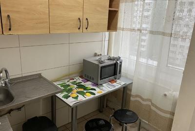 Garsoniera de inchiriat metrou Dristor 2