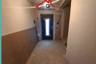 Casă cu 4 camere cu Teren 370 Mp în Periferie - 2