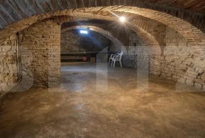 Casă cu 4 camere cu Teren 900 Mp în Central - 9