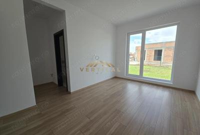 3 Case Exclusive! 3 Camere, 2 Bai, Comuna Berceni - 2