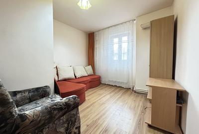 Casă individuală cu 9 camere cu Canalizare în Central - 9
