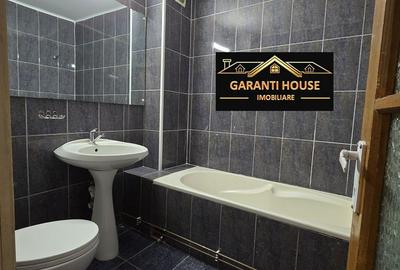 Casă cu 4 camere cu Teren 50 Mp în Central - 2