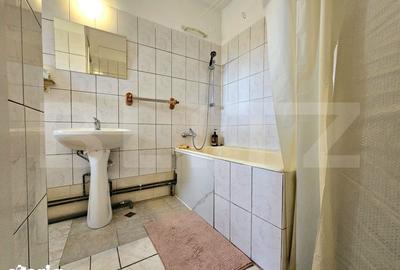 Casă cu 5 camere cu Teren 1000 Mp în Moșnița Nouă - 1