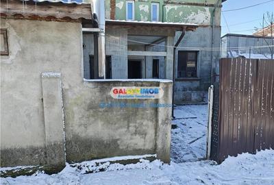 Apartament cu 3 camere decomandat în Chitila - 2