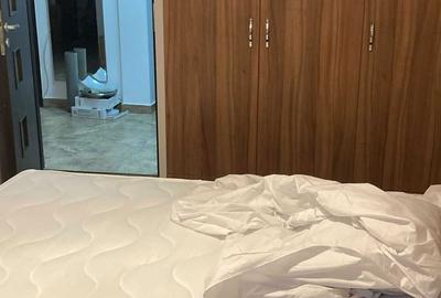 Apartament cu 3 camere decomandat în Hala Centrală