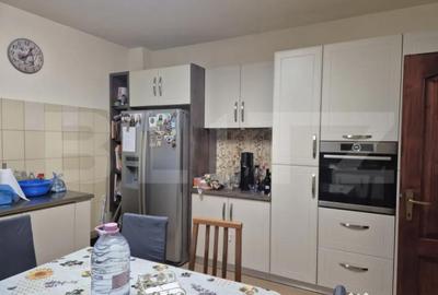 Casă cu 3 camere cu Teren 3200 Mp în Corunca - 3